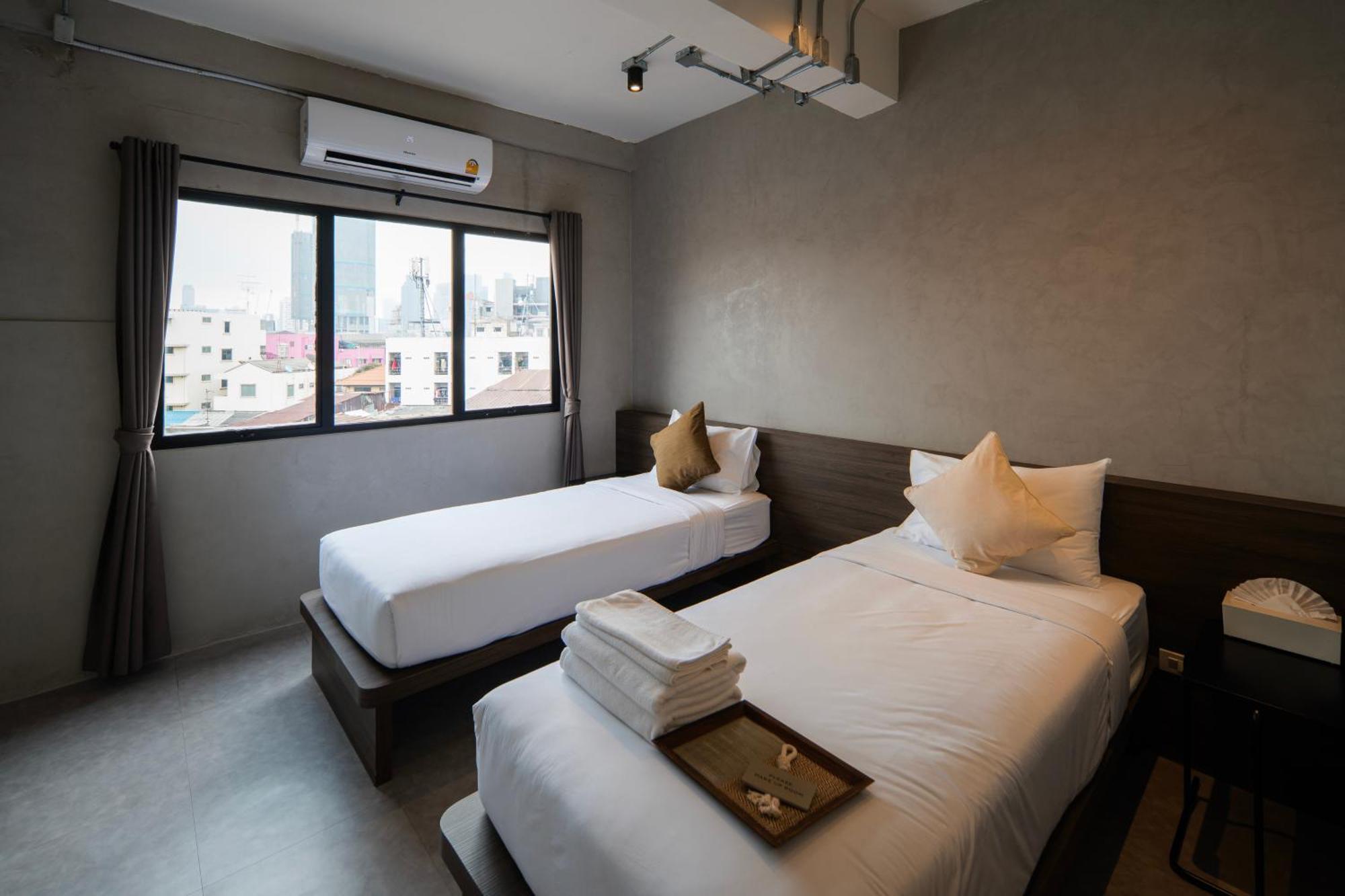 C'House Bangkok 호스텔 외부 사진